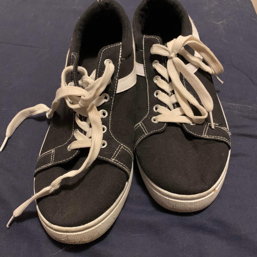 Black and White Casual Canvas, Low Top Shoes